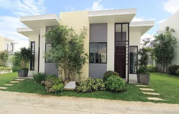 Single-family House For Sale in Calulut, San Fernando, Pampanga