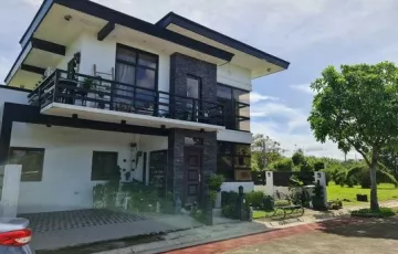Single-family House For Rent in Santa Rosa, Laguna
