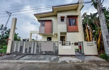 Single-family House For Sale in San Antonio de Padua II, Dasmariñas, Cavite