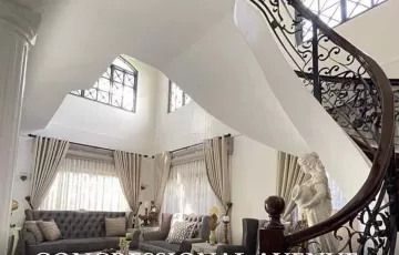 Single-family House For Sale in Congressional Avenue, Quezon City, Metro Manila
