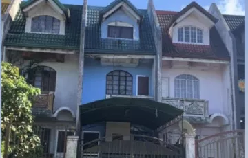 Townhouse For Sale in Luksuhin Ilaya, Alfonso, Cavite