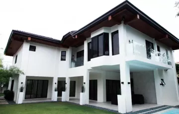 Single-family House For Sale in Ayala Alabang, Muntinlupa, Metro Manila