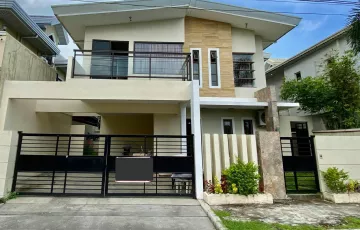Single-family House For Rent in Amsic, Angeles, Pampanga