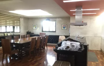 Penthouse For Sale in Outlook Drive, Baguio, Benguet