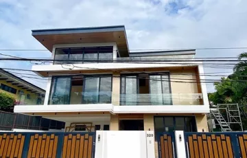 Single-family House For Sale in Ayala Alabang, Muntinlupa, Metro Manila