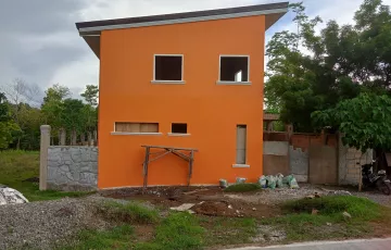 Single-family House For Sale in Banhigan, Badian, Cebu