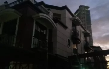 Townhouse For Rent in Sacred Heart, Quezon City, Metro Manila