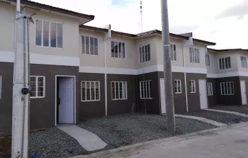 Townhouse For Rent in Navarro, General Trias, Cavite