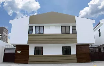 Townhouse For Rent in Amparo, Caloocan, Metro Manila