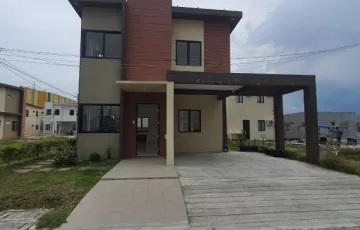 Single-family House For Sale in Bacoor, Cavite