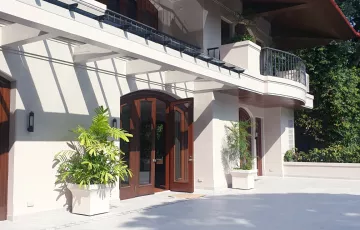 Single-family House For Sale in Forbes Park, Makati, Metro Manila