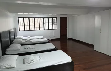 Loft For Rent in Valenzuela, Makati, Metro Manila