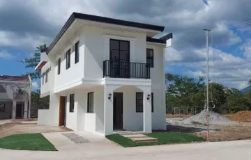 Single-family House For Sale in Barangay I-A, San Pablo, Laguna