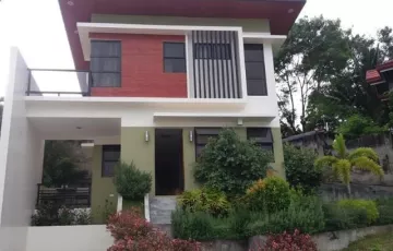 Single-family House For Sale in Minglanilla, Cebu