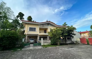 Single-family House For Sale in Banilad, Mandaue, Cebu