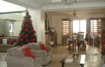 Single-family House For Sale in Poblacion, Makati, Metro Manila