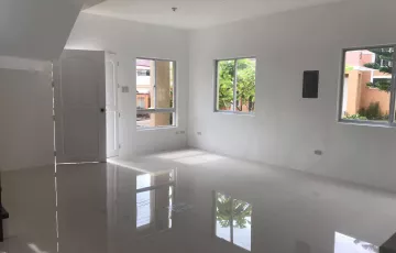 Single-family House For Sale in Santa Arcadia, Cabanatuan, Nueva Ecija
