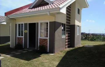 Single-family House For Sale in Bancal, Carmona, Cavite