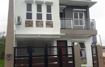 Single-family House For Sale in Bignay, Valenzuela, Metro Manila