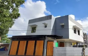Single-family House For Sale in Santa Teresita, Angeles, Pampanga