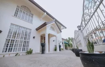 Single-family House For Rent in Pamplona Dos, Las Piñas, Metro Manila