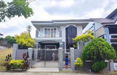 For Sale 3 Bedrooms House and Lot in Country Homes 4, Tagaytay City