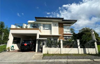 4 Bedrooms Fully Furnished Palisades Estefania Bacolod City