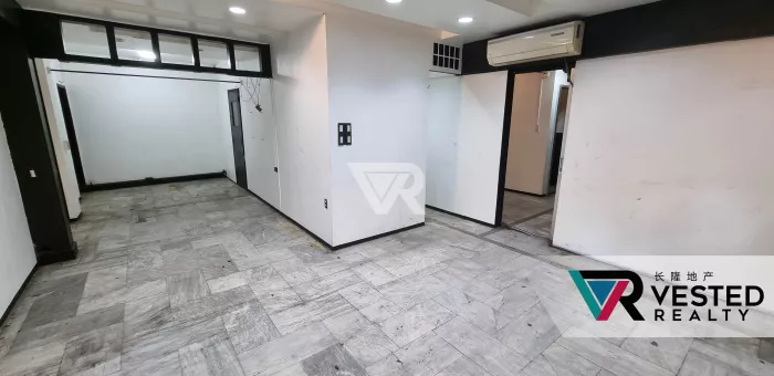 Commercial Space For Rent In Monumento , Caloocan | Lamudi