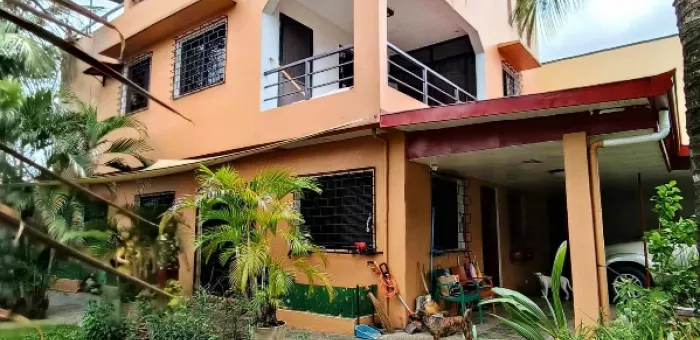 House For Sale with 5 Bedrooms with Air conditioning in Marikina ...