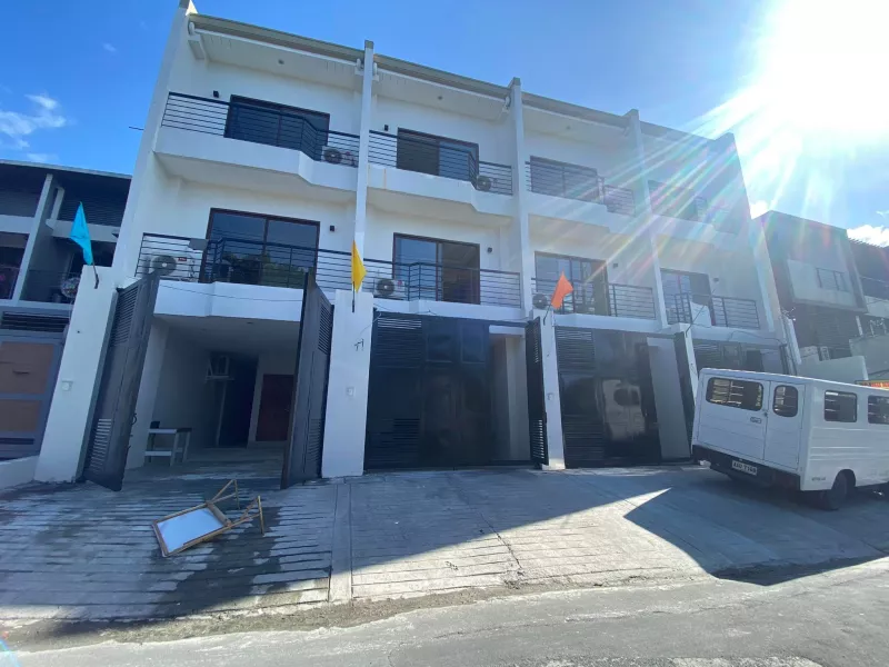 RFO 3 Storey Townhouse Quezon Project 8,Bahay Toro, Quezon City 12.4M-JGP