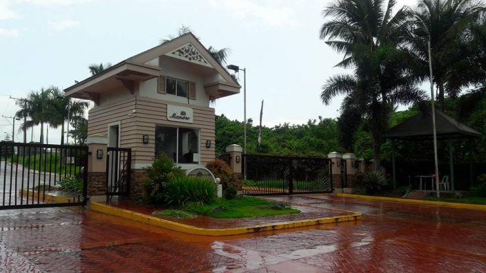 For Sale 4 Bedroom House and Lot Package in Tagaytay City