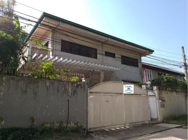 House And Lot For Sale In Apas, Lahug, Cebu City.