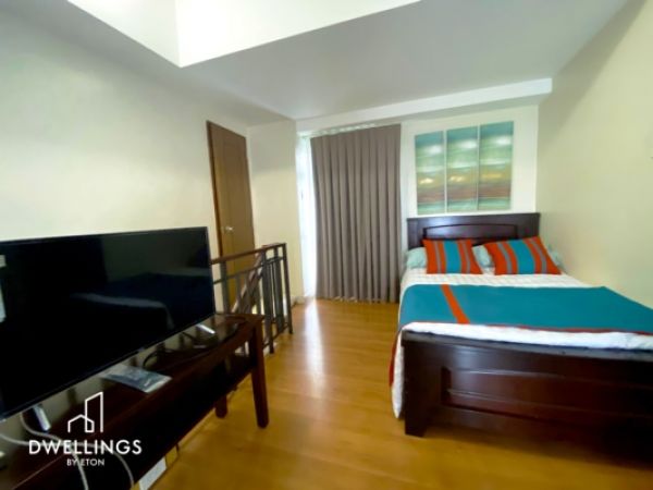 Simple Apartment For Rent Fully Furnished In Makati for Living room