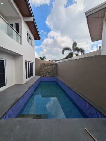 Brand New, Fully furnished house w/ Pool in Angeles City ...