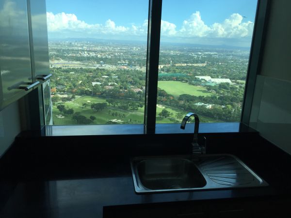 2BR Condo with Amazing View For Rent Forbestown Rd BGC
