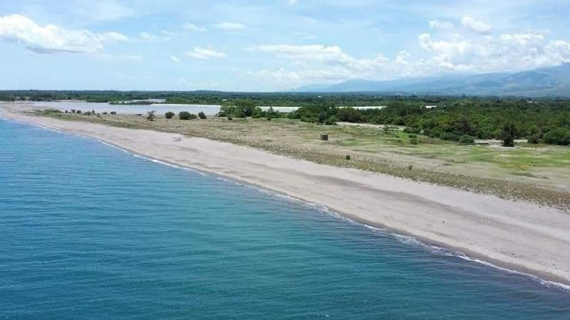 For Sale Beach front lot in Zambales