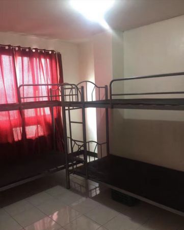 Bedspace for rent in Cubao.