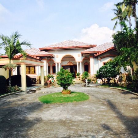 House for Sale in Santa Cruz Laguna