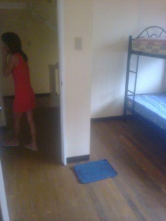 Room or bedspace for rent located at Cainta Junction.