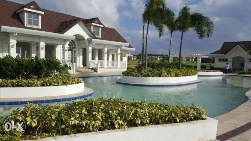 Pasalo! Semi-furnished Turn Over with sure income monthly!