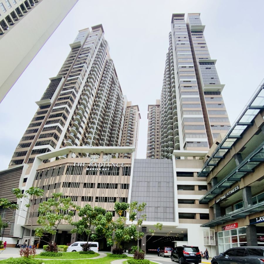 for sale 1 bedroom condominium unit in the radiance manila bay, pasay city