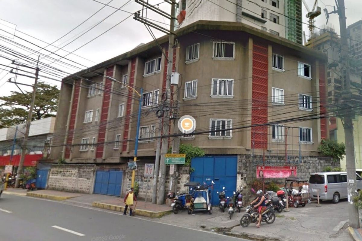 435 sqm Corner Lot with Building For Sale in Mandaluyong Shaw Boulevard