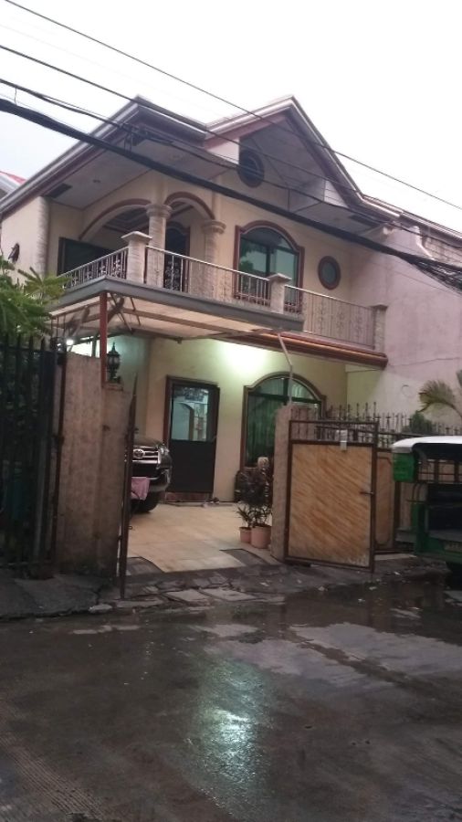 2 Storey House and Lot for Sale in Pembo, Makati City, Metro Manila