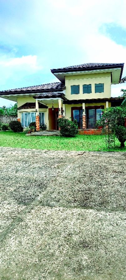 House and lot 6 bedroom Silang Cavite for sale