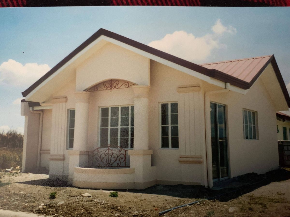 House & Lot For Sale in Springville Village Ph II Daang Hari, Bacoor, Cavite