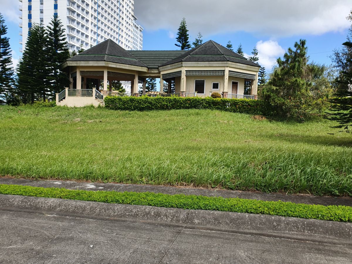 Residential Vacant lot in Bloomfields Tagaytay for Sale