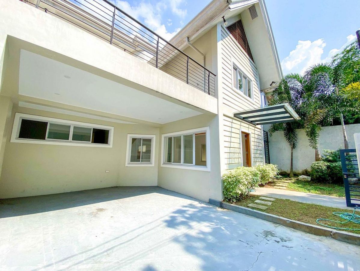 Gorgeous Luxury House and Lot for Sale in Mira Nila Homes, Quezon City