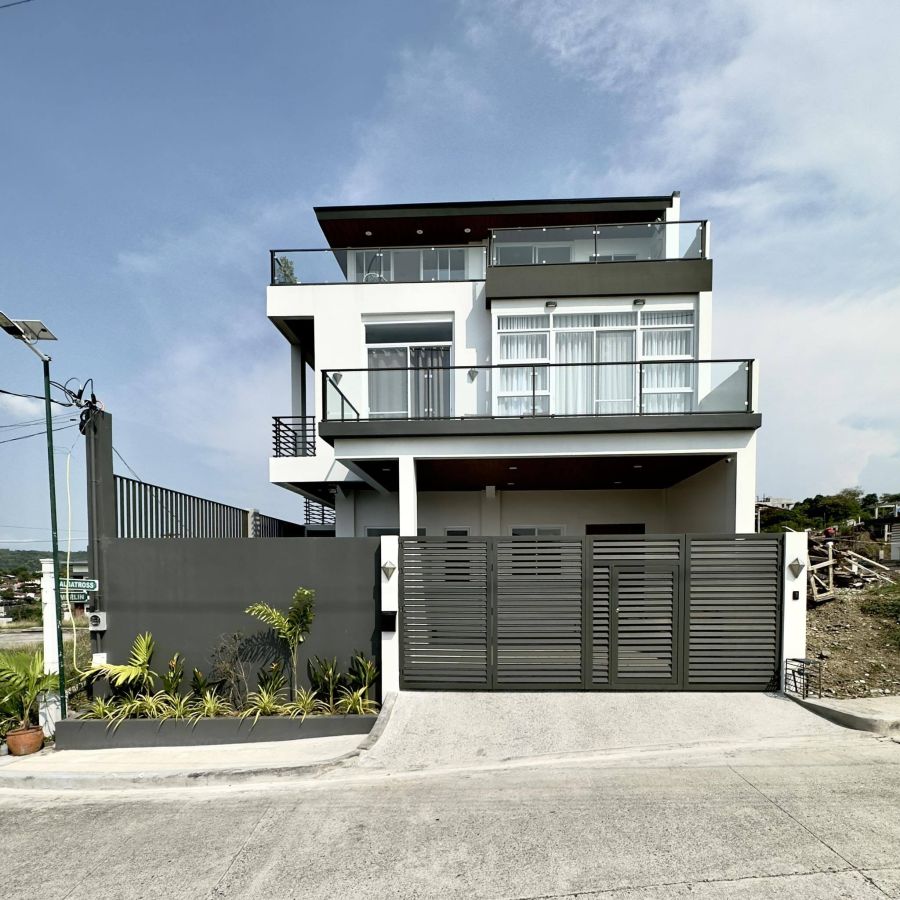 Modern House and Lot For Sale in Monteverde Royale, Taytay, Rizal