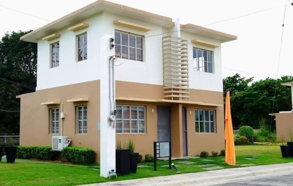 Duplex House for Sale in Manna East, Teresa, Rizal