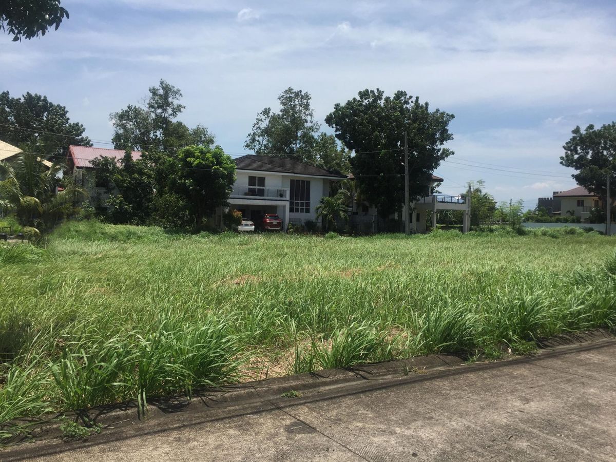 Town & Country Talisay City LOT FOR SALE
